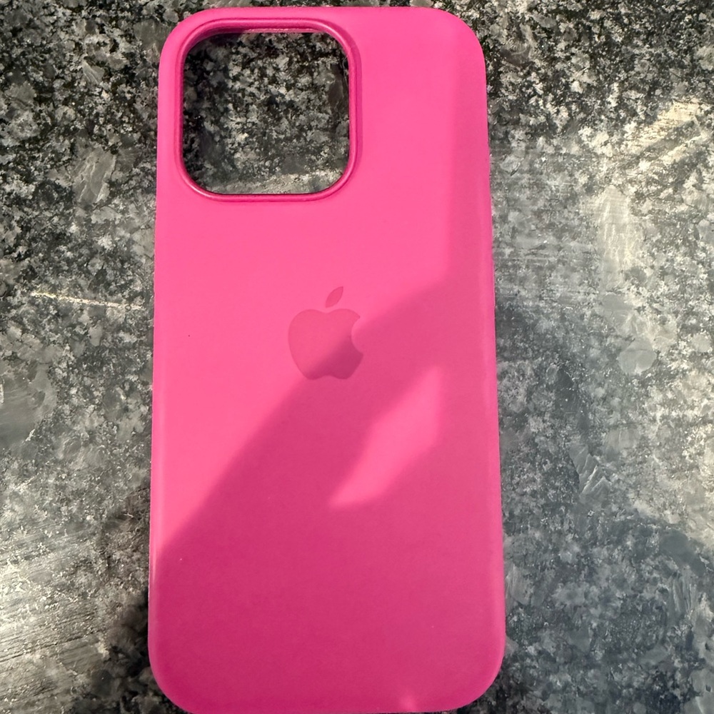 Apple Pink Phone Case 16 pro